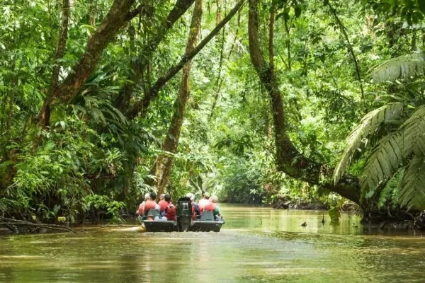 Honeymoon In Latin America – Honeymoon Travel Code: BA3DOG01047